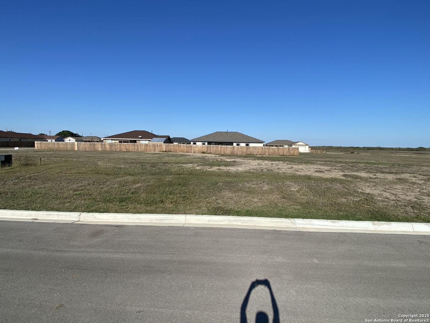 121 Troubadour Poteet TX 78065