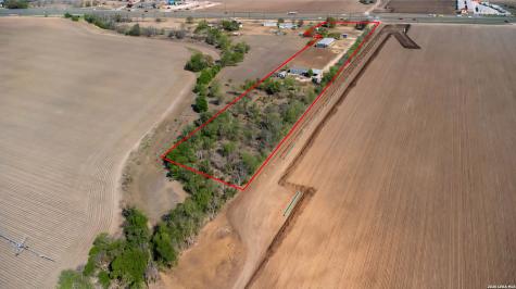 3150 Highway 90 E Castroville TX 78009