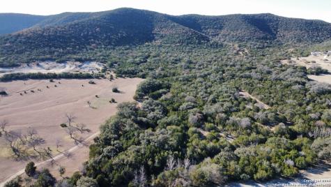 1543 Walter White Ranch Road Leakey TX 78873
