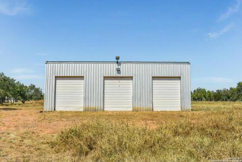 20757 N 83 Laredo TX 78045