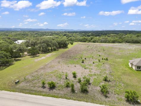 Lot 442 Horseshoe Falls Bandera TX 78003