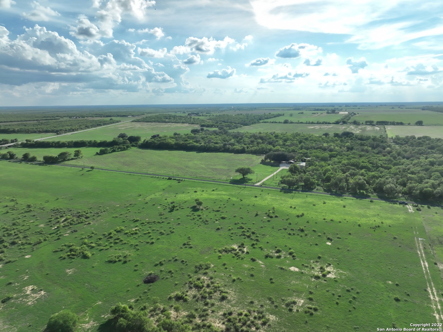 Pleasanton TX, 17 +/- AC TR3 Foster Road