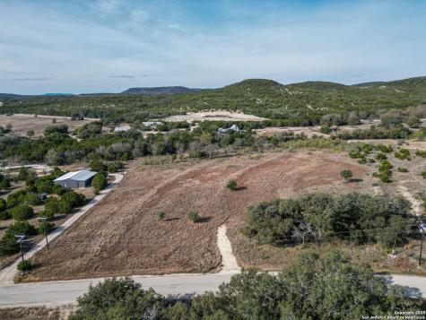 176 Concho Lane Bandera TX 78003