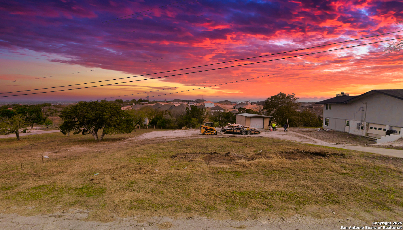 6707 Queens Crown Live Oak TX 78233