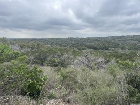 0000 County Road 243 Hondo TX 78861