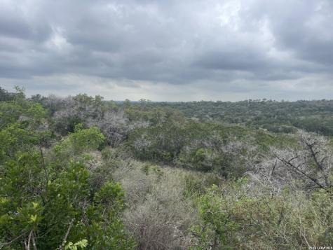 0000 County Road 243 Hondo TX 78861