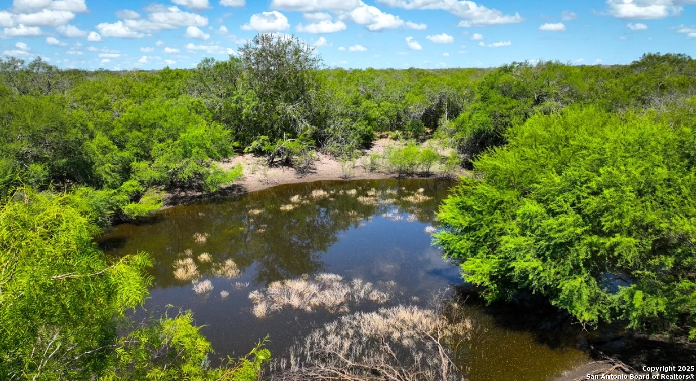 000 Cr 342 Beeville TX 78102