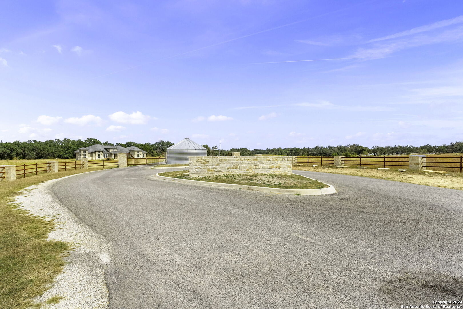 701 Windmill Ridge Drive Blanco TX 78606