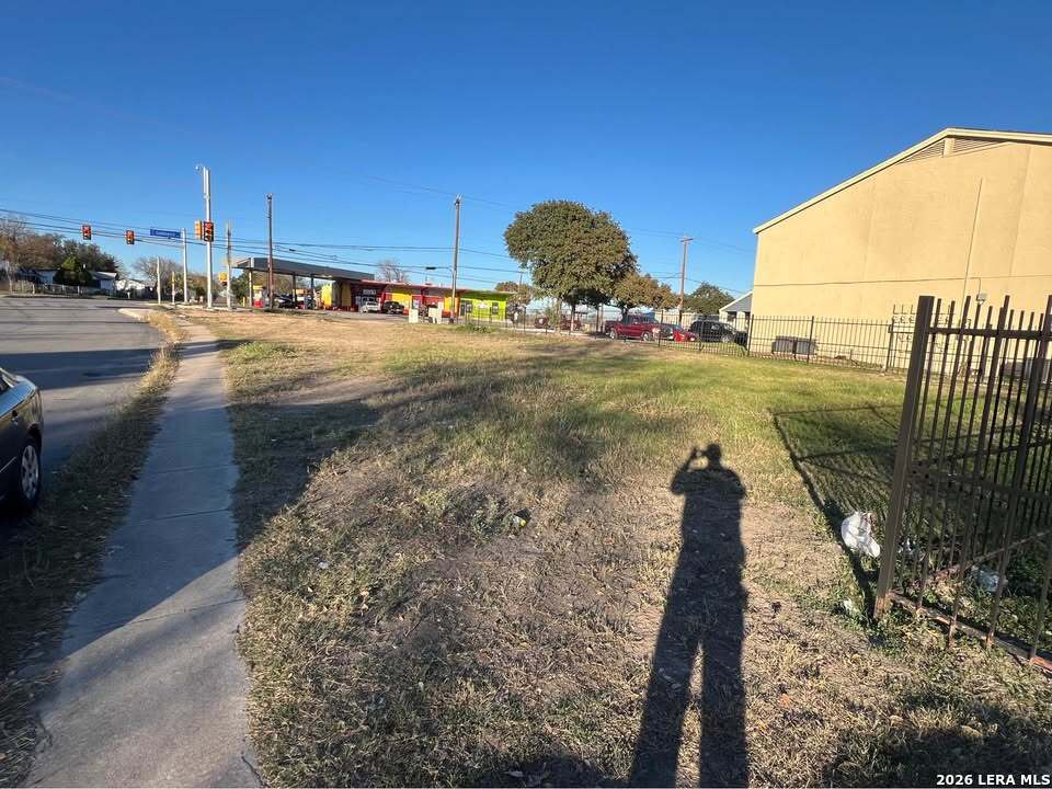 6058 Commerce San Antonio TX 78237