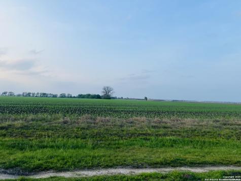 Lot 3 Lower Seguin Marion TX 78124