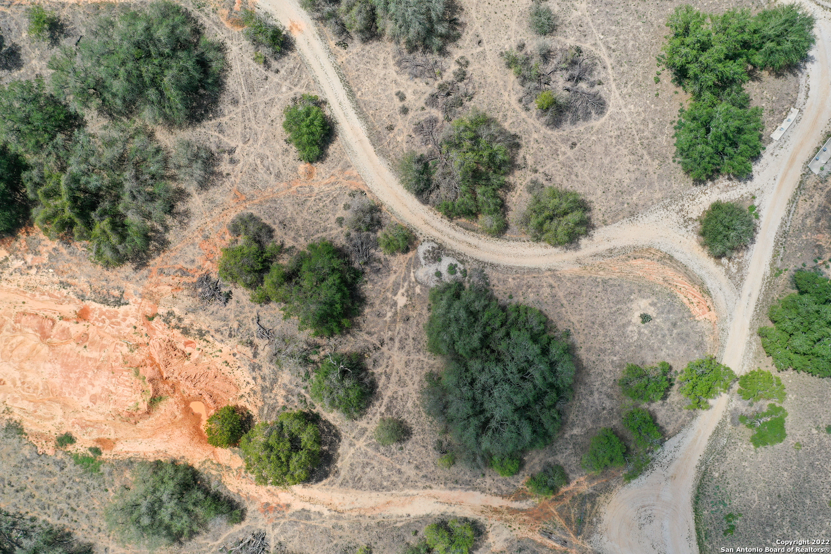 00 Rossville Road Devine TX 78016
