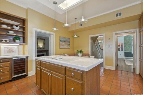 214 Terrell Road Terrell Hills TX 78209