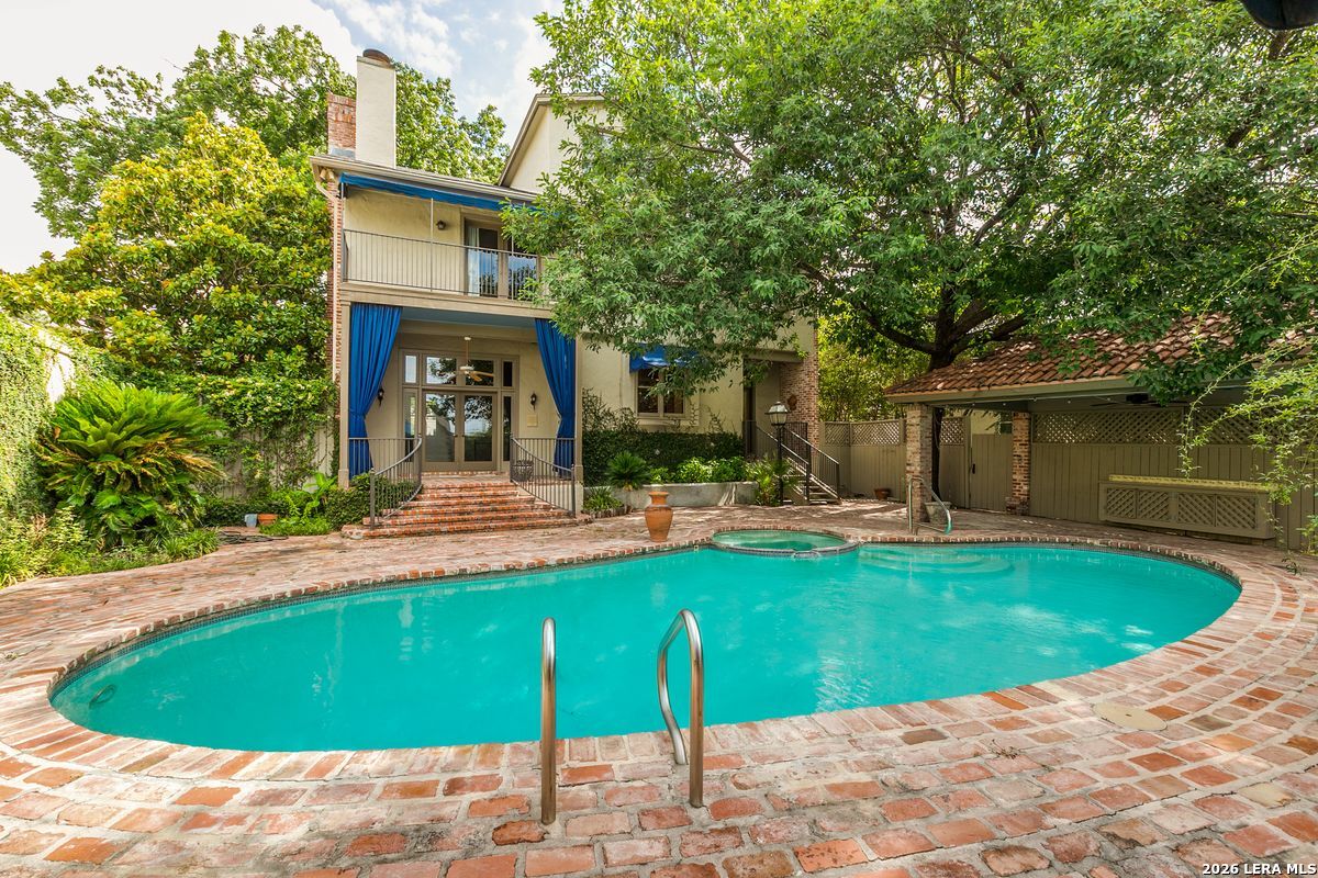 214 Terrell Road Terrell Hills TX 78209