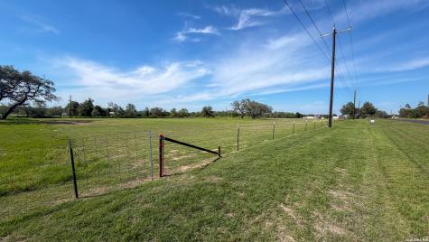Tbd,lot 9 Priest Road Elmendorf TX 78112
