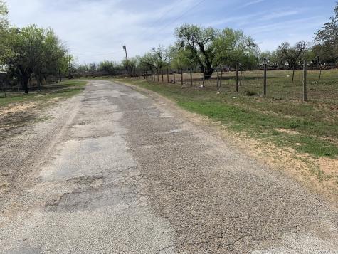 644 Cr 6841 Lytle TX 78058