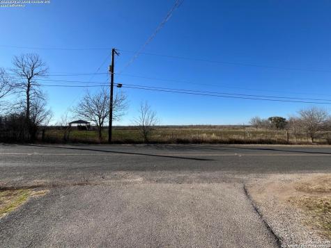 10019 Hackelberg Road Atascosa TX 78002