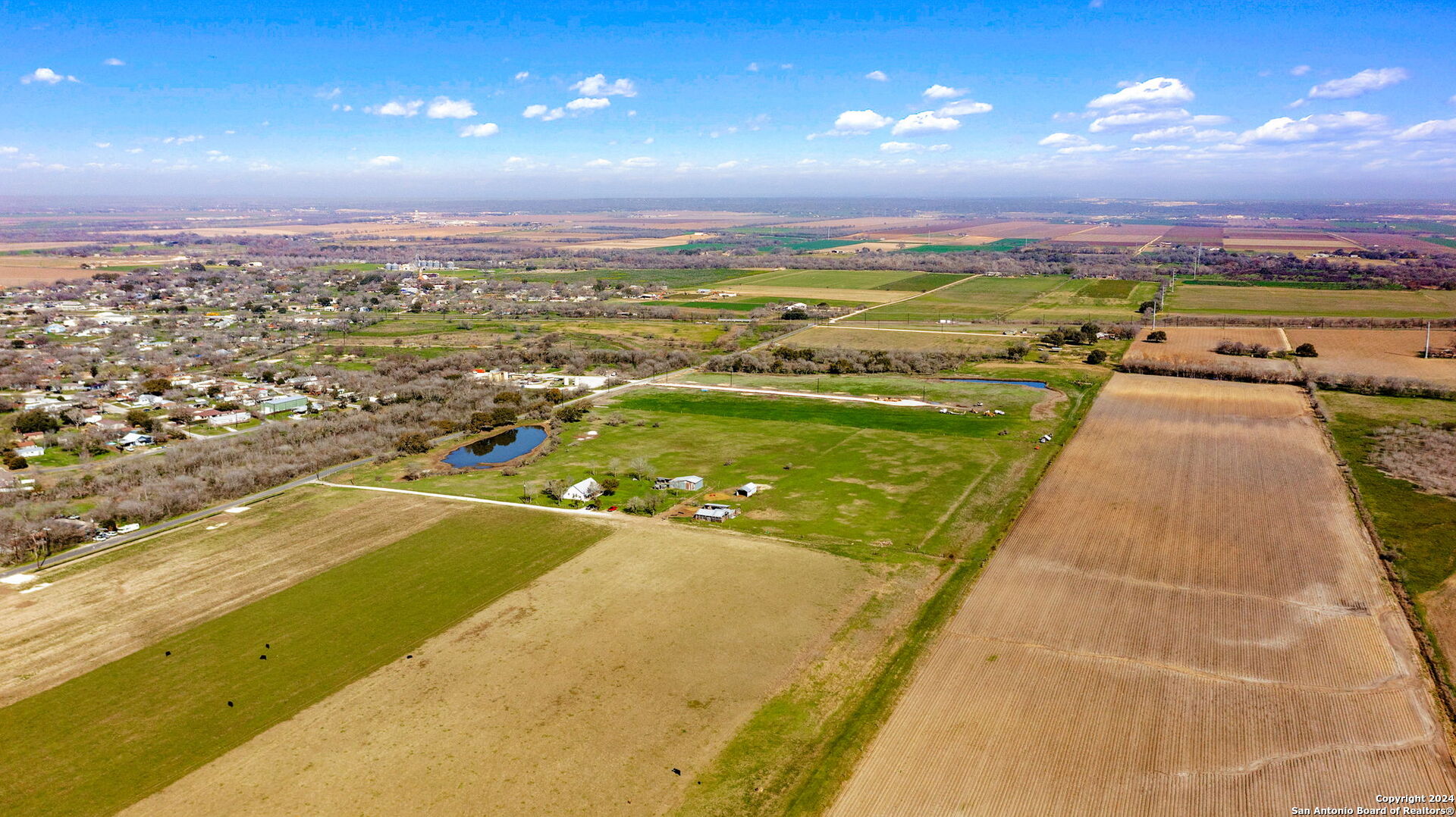 11026 County Road 584 Lacoste TX 78039
