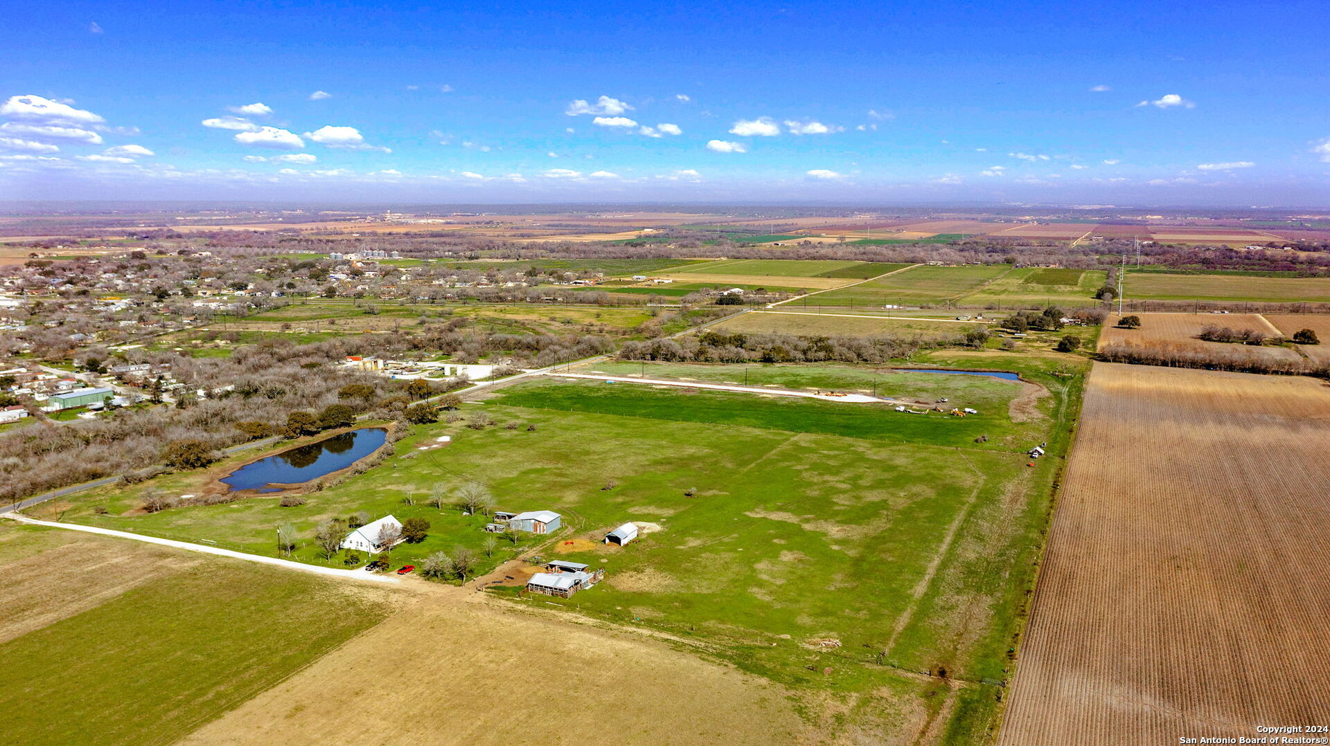 11026 County Road 584 Lacoste TX 78039