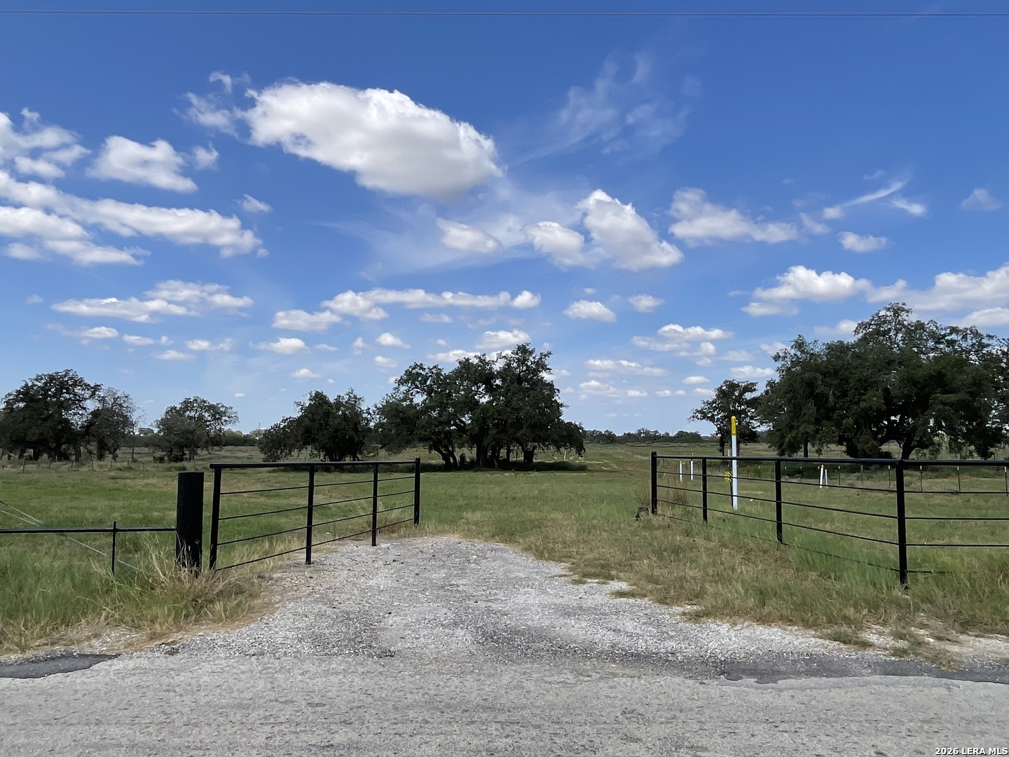 275 County Road 331 Floresville TX 78114
