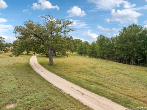 228 Rocky Creek Road Medina TX 78055