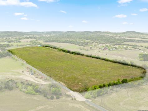 00 Hermann Sons Road Comfort TX 78013