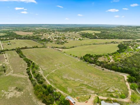 00 Hermann Sons Road Comfort TX 78013