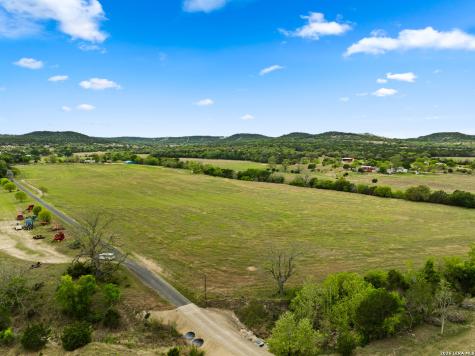 00 Hermann Sons Road Comfort TX 78013