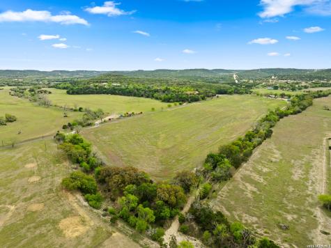 00 Hermann Sons Road Comfort TX 78013