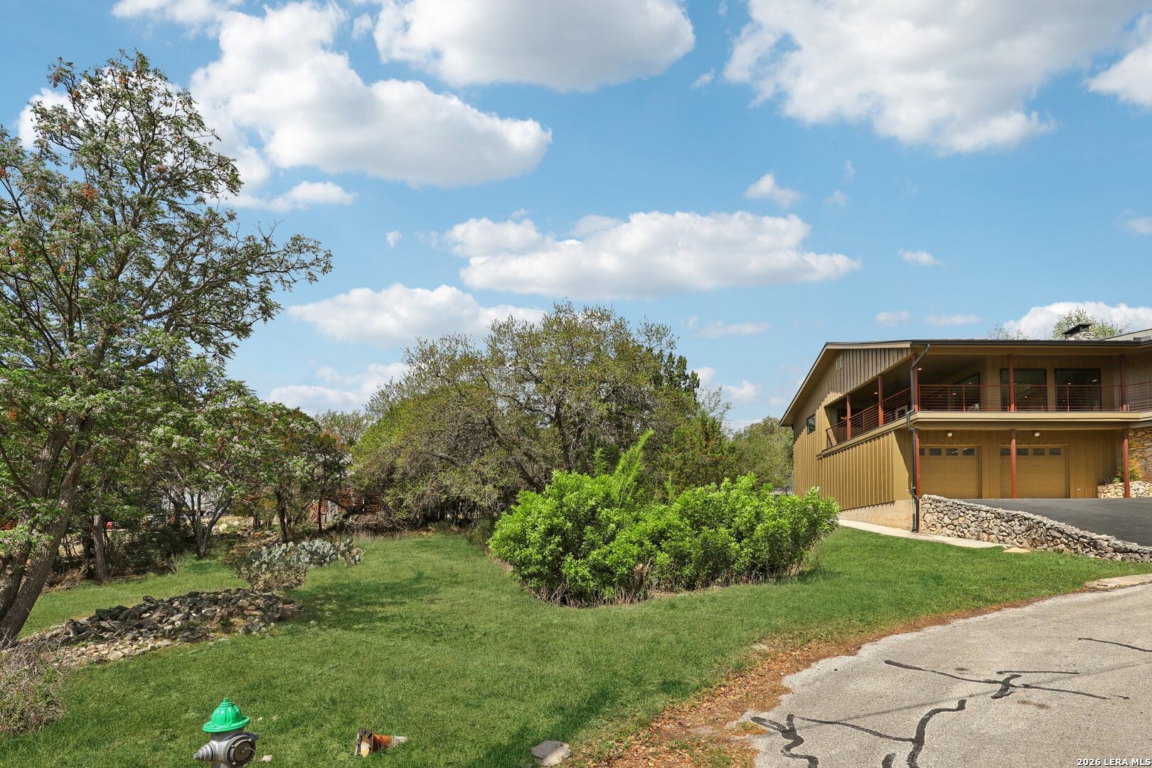 718 Starcrest New Braunfels TX 78130