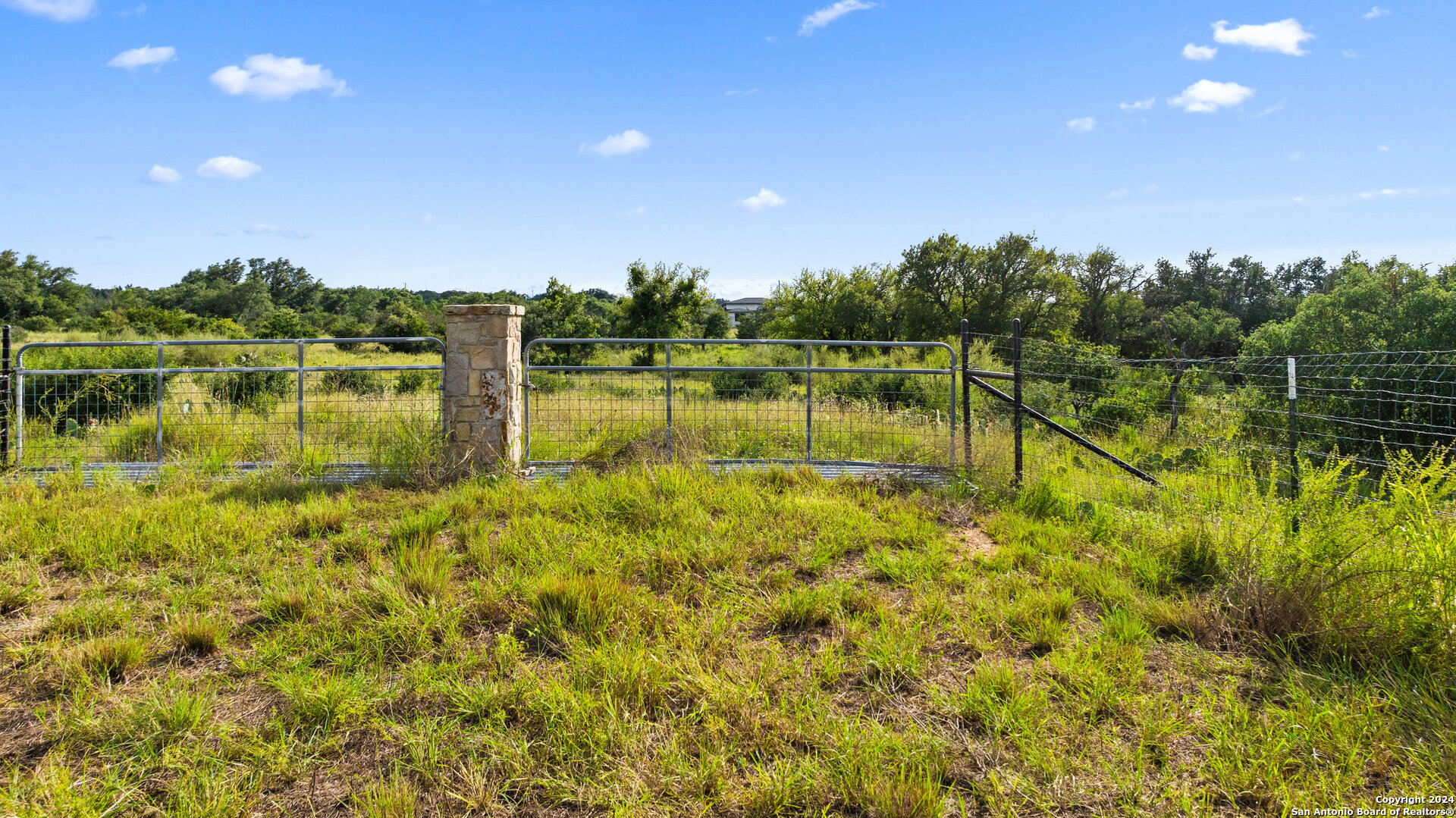 Tbd W Rr 962 Round Mountain TX 78663