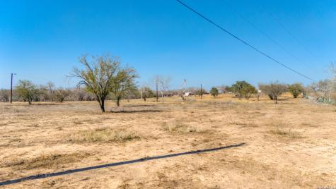 2565 Wright Carpenter San Antonio TX 78221