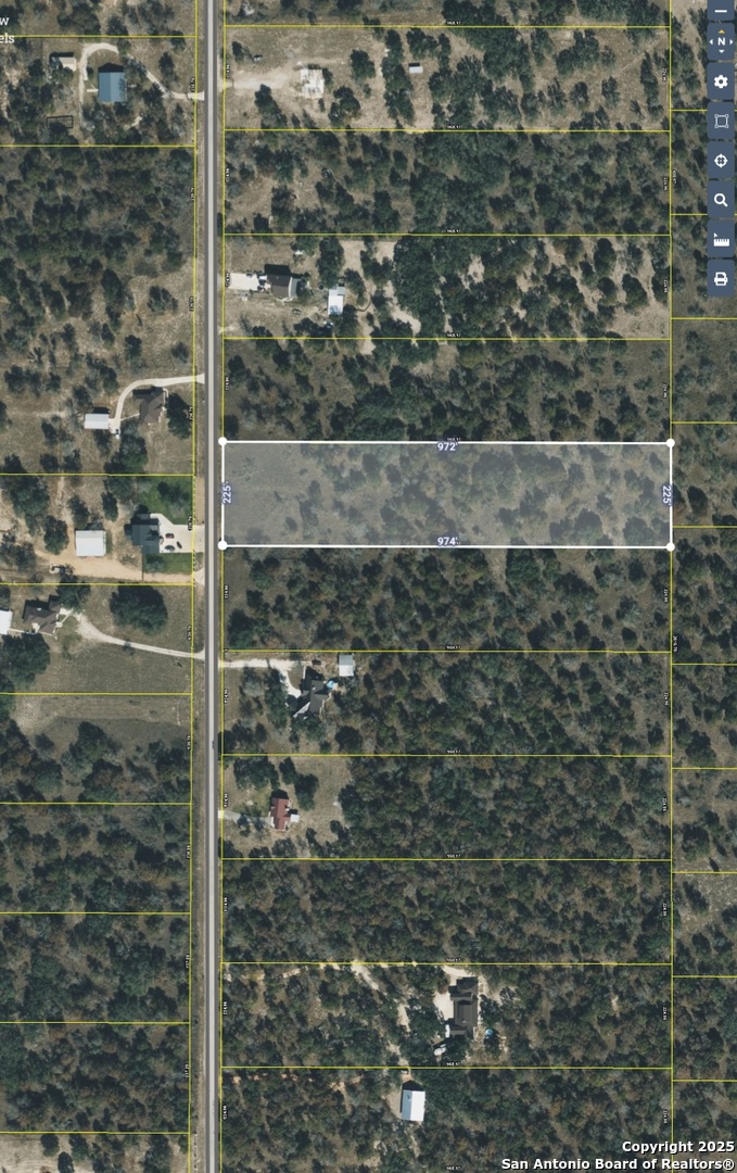 1830 Clear Lake Poteet TX 78065