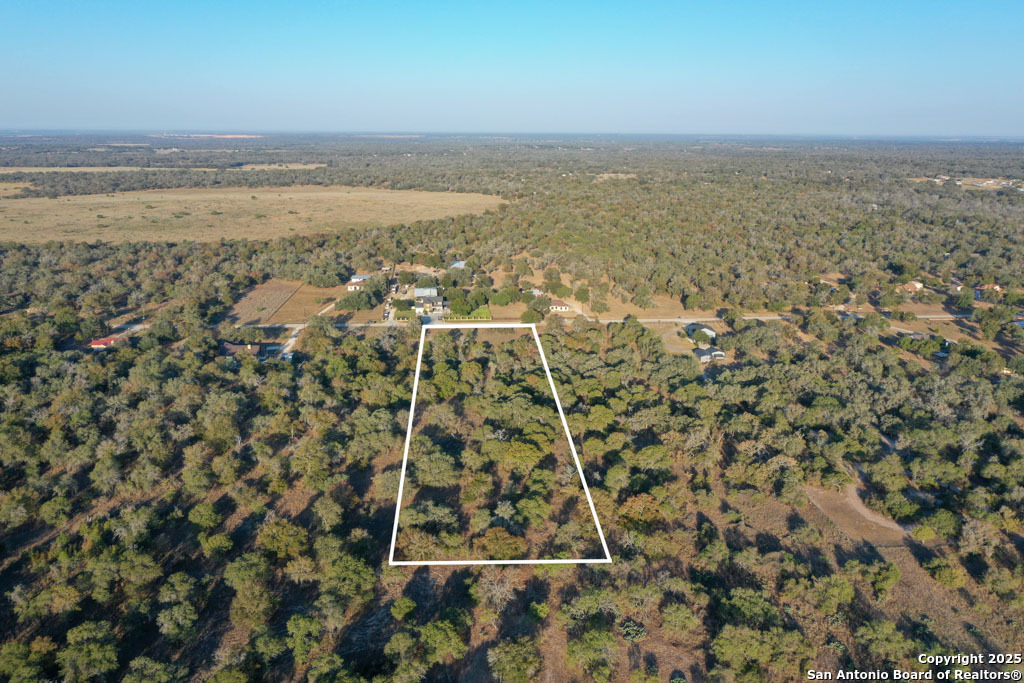 1830 Clear Lake Poteet TX 78065