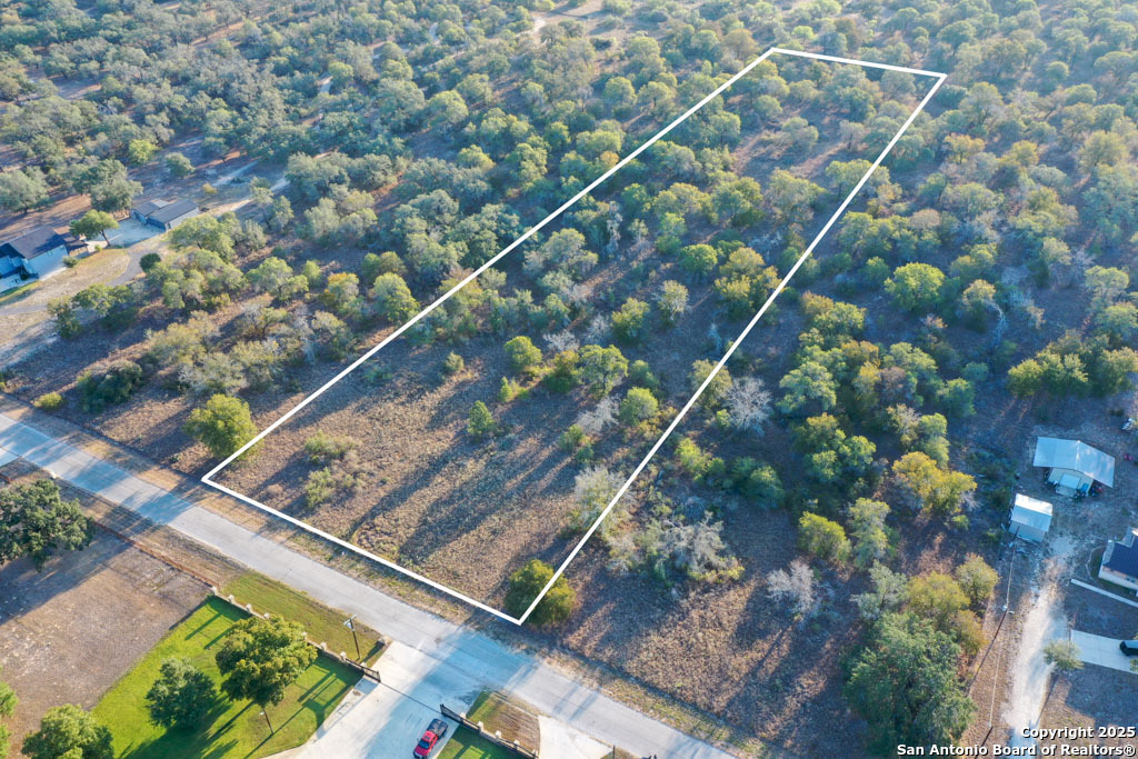 1830 Clear Lake Poteet TX 78065