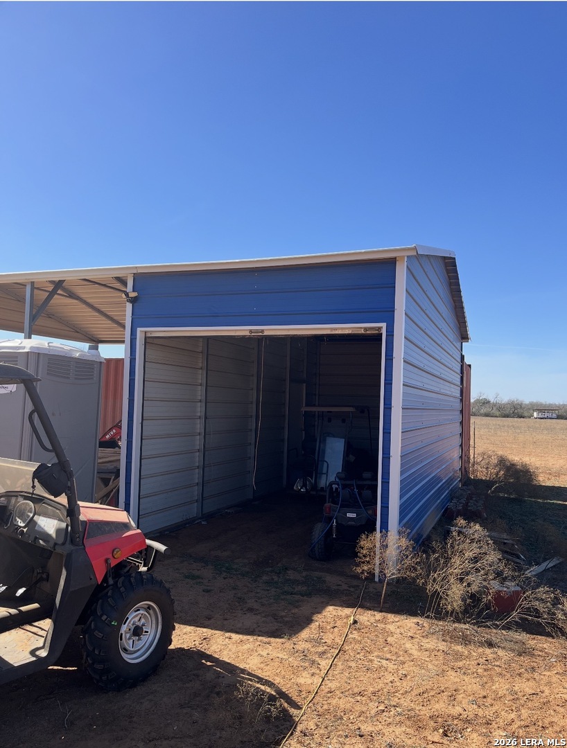3103 W Fm 462 Moore TX 78057