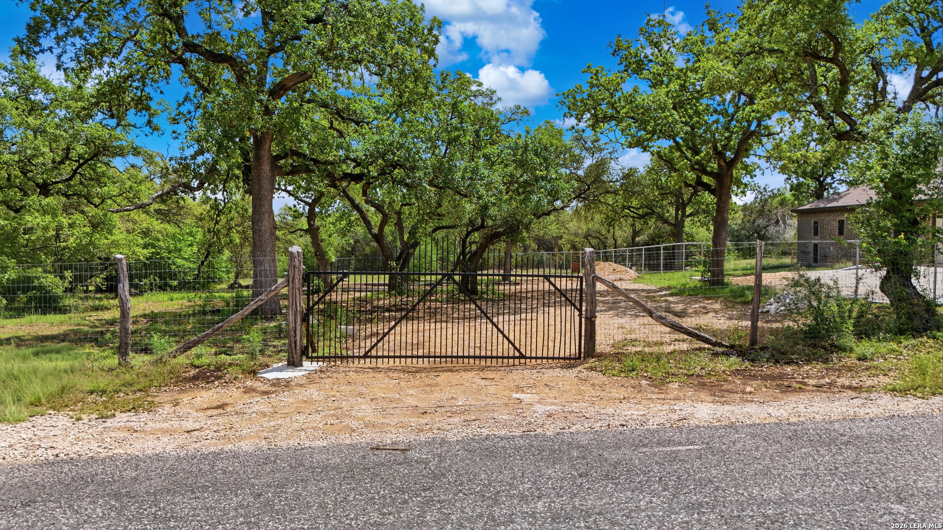 1136 Mendelin Drive San Antonio TX 78260