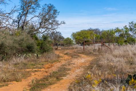 000 Highway 16 Llano TX 78643