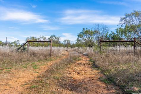 000 Highway 16 Llano TX 78643