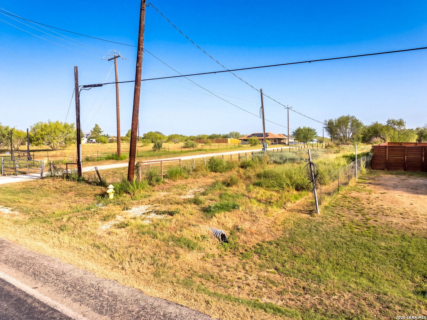 8717 S Fm Road 2790 W Somerset TX 78069