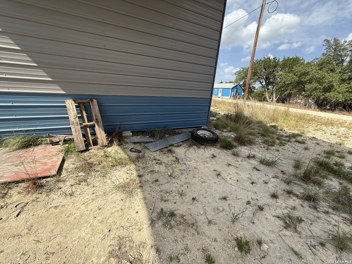 1109 Lakeshore Bandera TX 78003