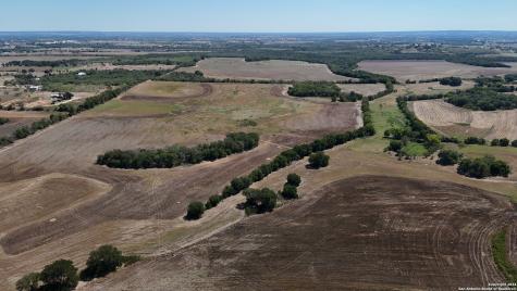 16568 New Berlin Road St Hedwig TX 78152
