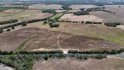 16568 New Berlin Road St Hedwig TX 78152