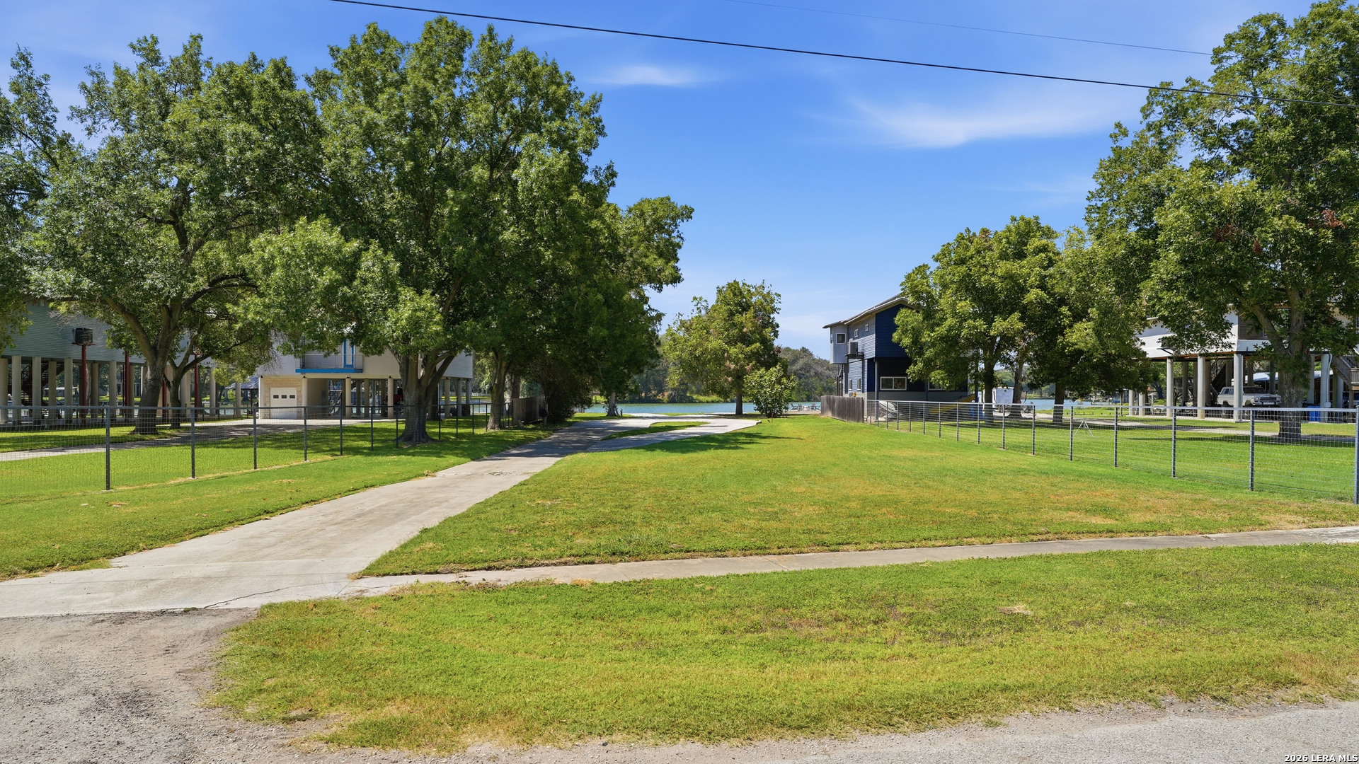 152 Lakeside Seguin TX 78155