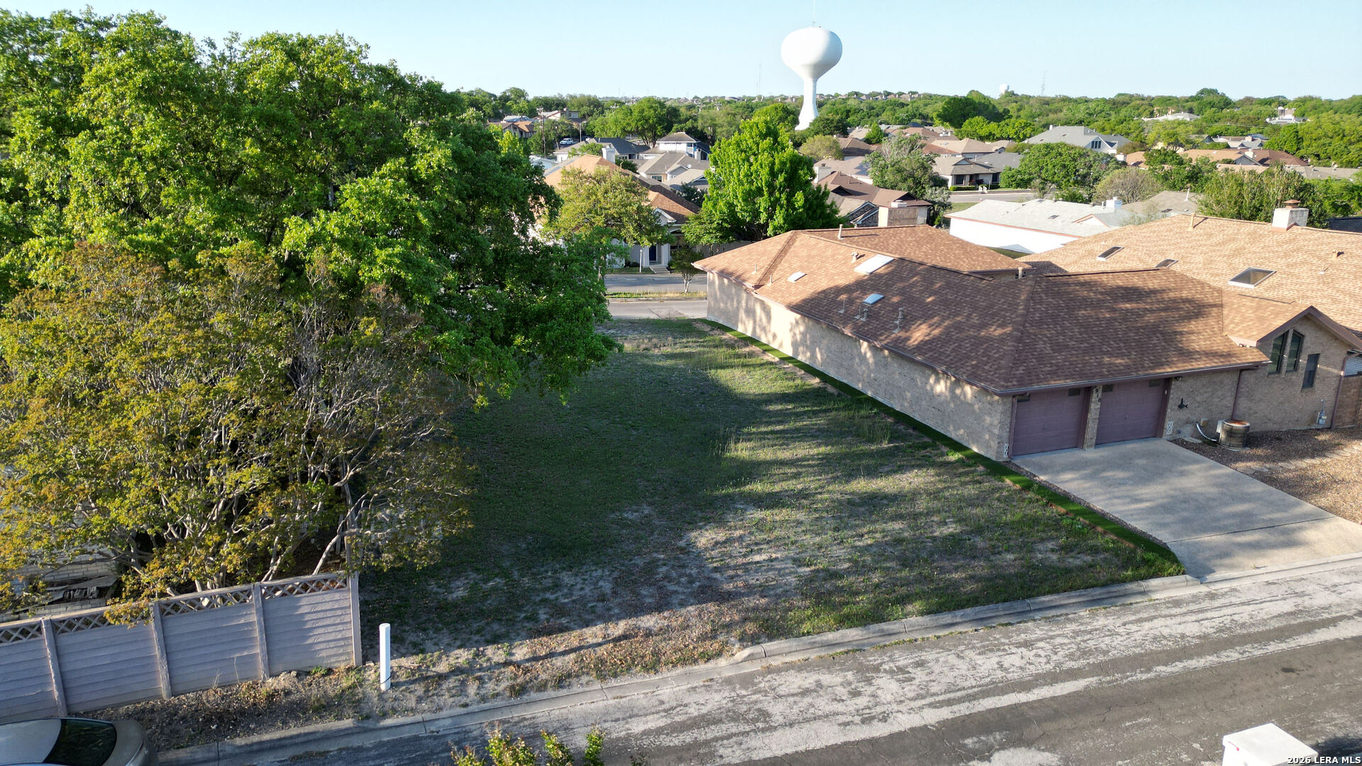 5906 Brook Falls Windcrest TX 78239