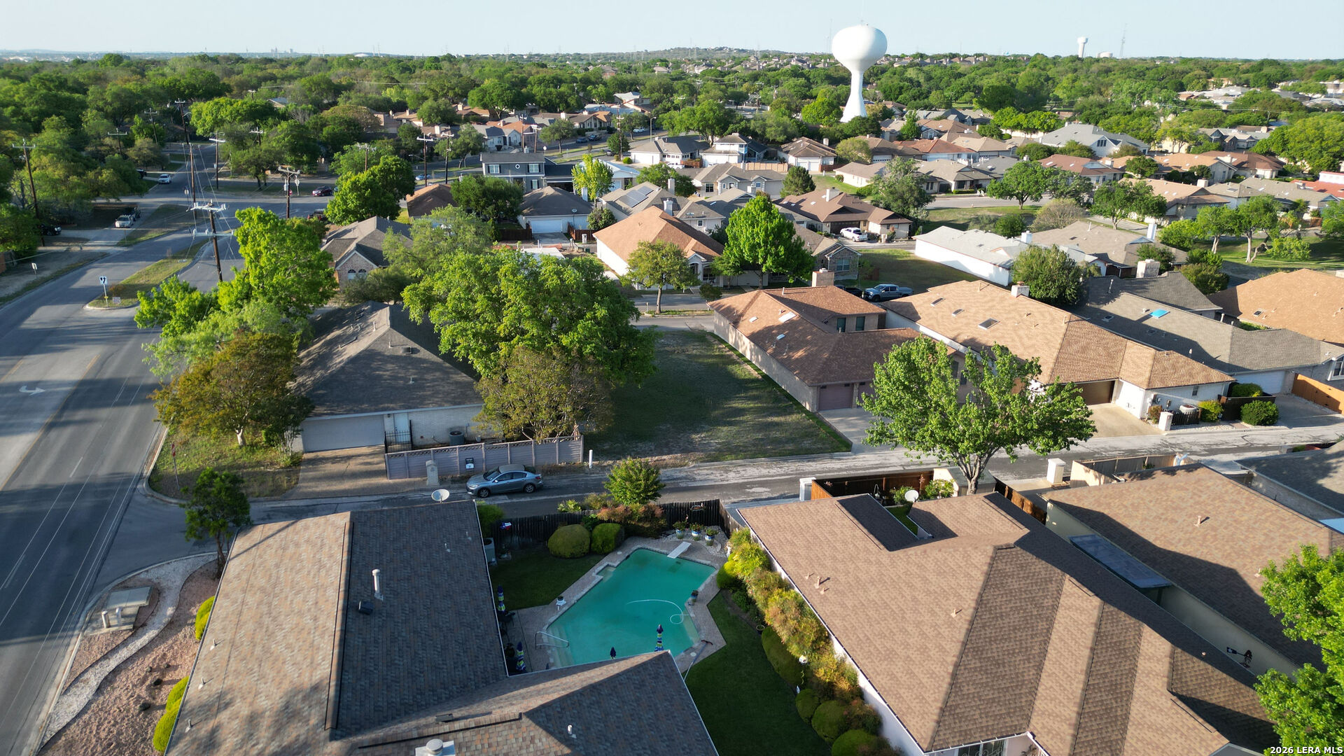 5906 Brook Falls Windcrest TX 78239