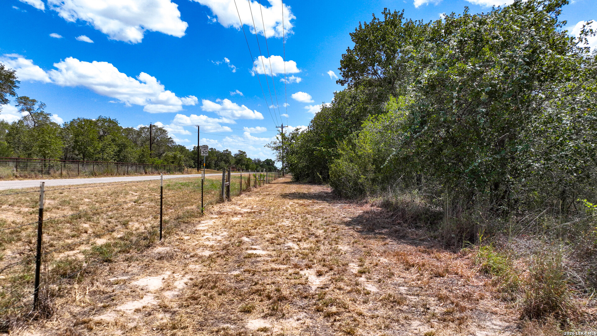 20 Clear Lake Loop Poteet TX 78065
