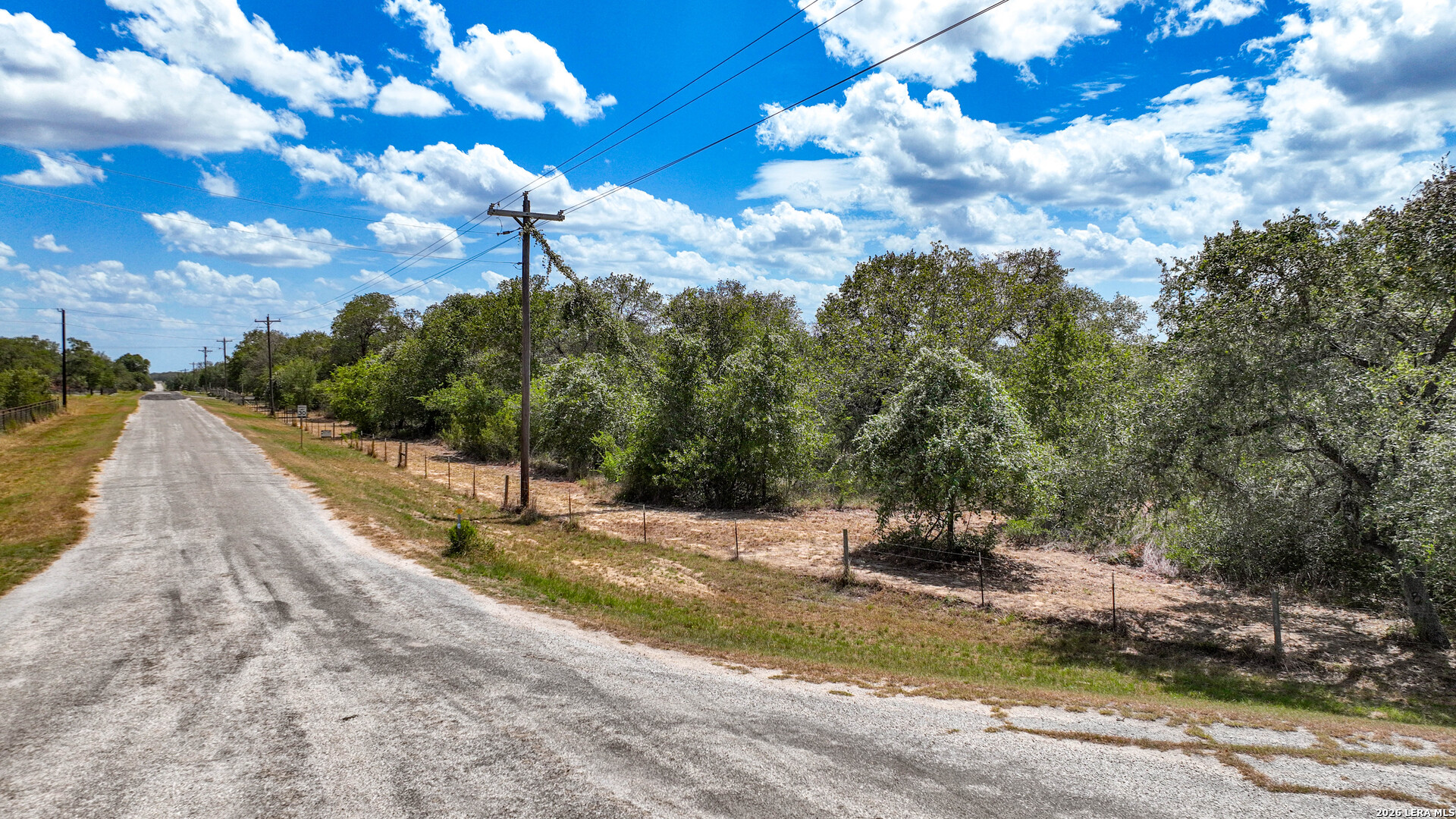 20 Clear Lake Loop Poteet TX 78065