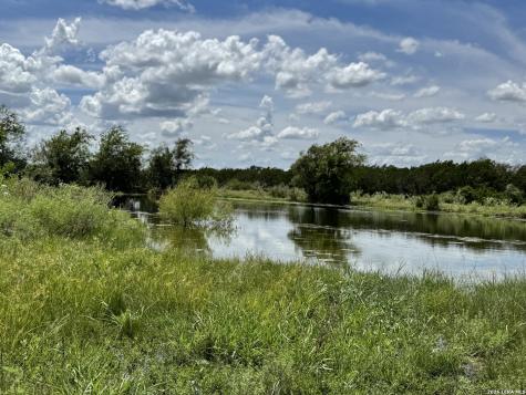 405 County Road 96 Purmela TX 76566