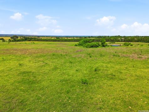 405 County Road 96 Purmela TX 76566
