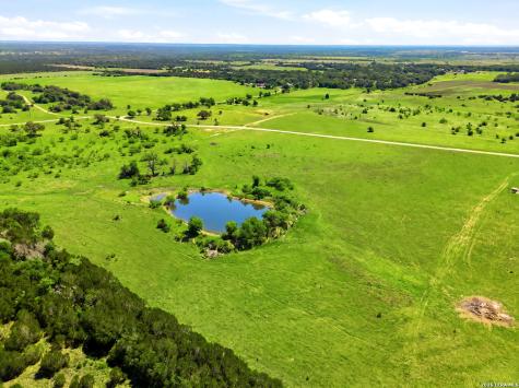 405 County Road 96 Purmela TX 76566